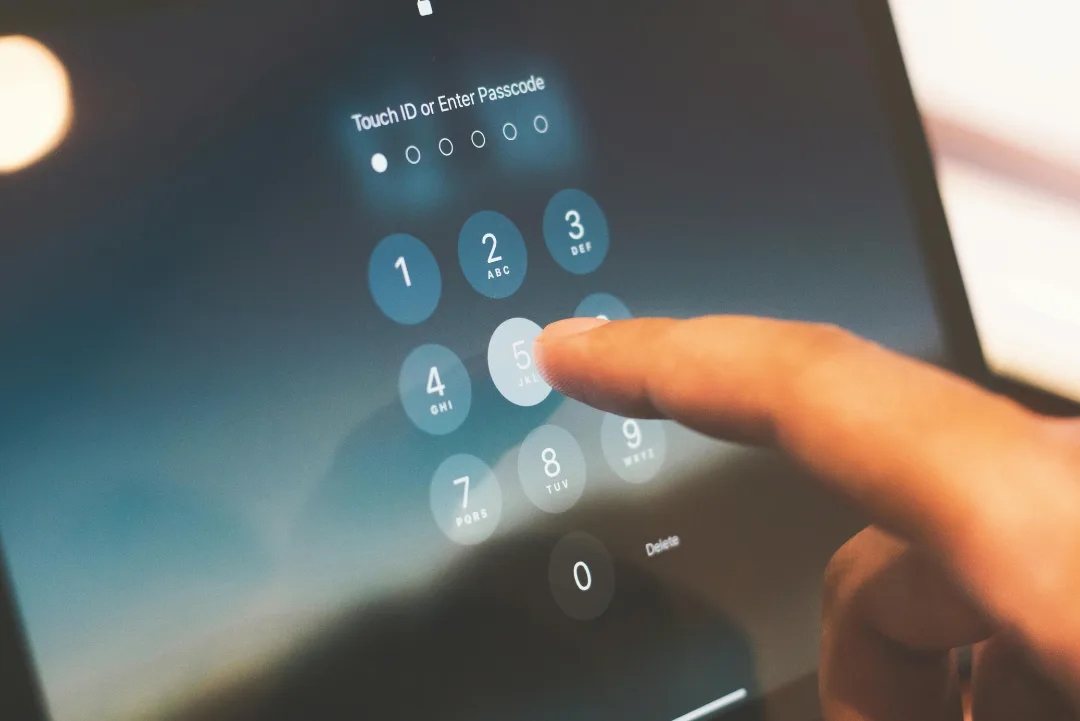 Cybersecurity Awareness Month: The Access Devices Regulation Act (RA 8484) PHOTO: indra projects/PEXELS