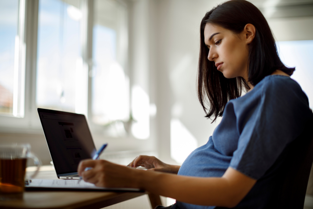 When Does Workplace Treatment During Pregnancy Amount to Constructive Dismissal? PHOTO: damircudic/GETTY IMAGES